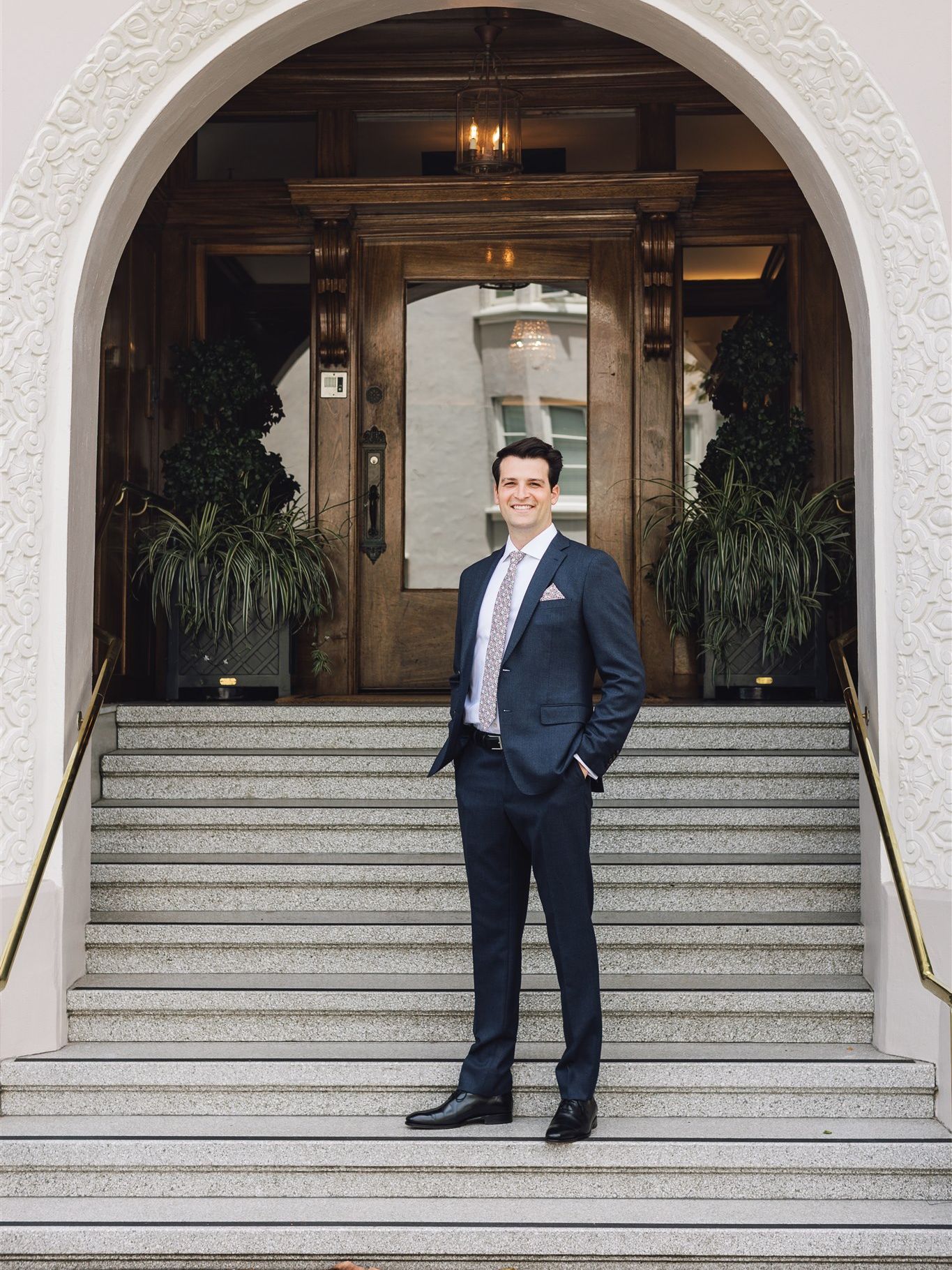 2025-02/palace-of-fine-arts-gallery-308-wedding-emily-louis-ashley-carlascio-photography-0093.jpg
