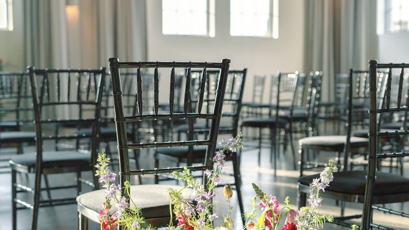 2023-08/eastside-exchange-ballroom-wedding-portland-oregon-235_0.jpg