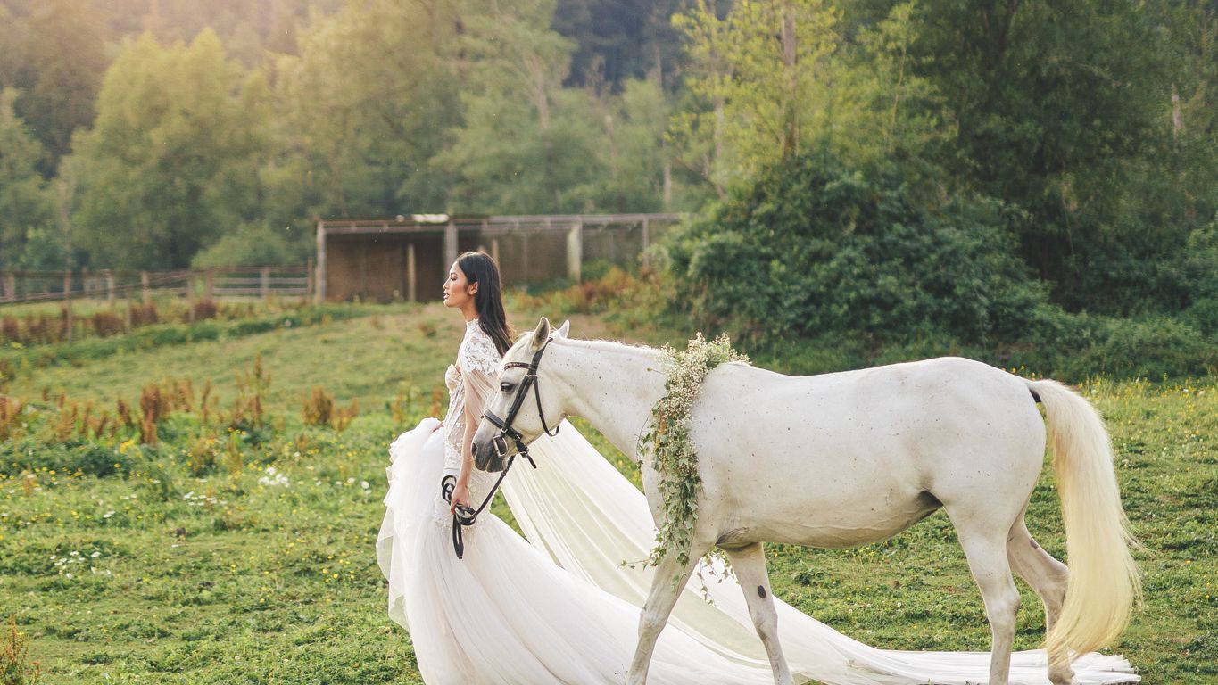 2023-09/Modern Country Bride-45.jpg