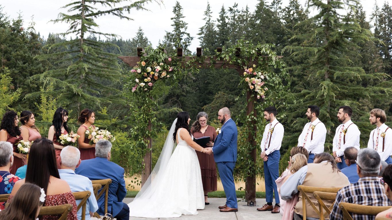 2023-11/Caitlin+Billy_8.27.22-269.jpg