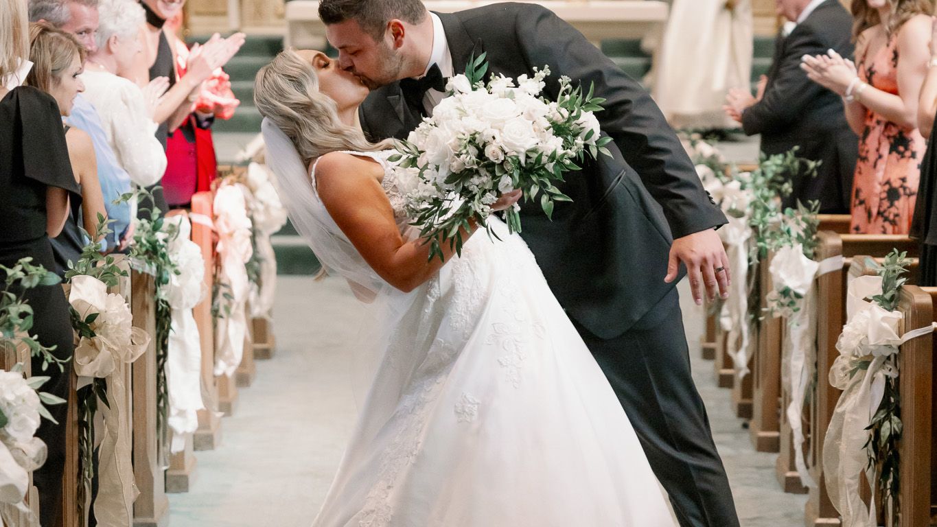 2024-04/MilwaukeeWeddingPhotographer_C.Mae-009044.jpg
