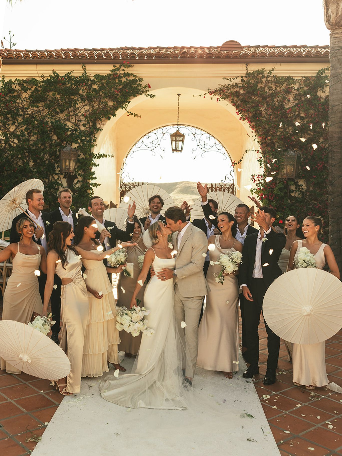 2023-09/hummingbird-nest-ranch-los-angeles-california-romantic-modern-wedding-film-timeless-594.jpg