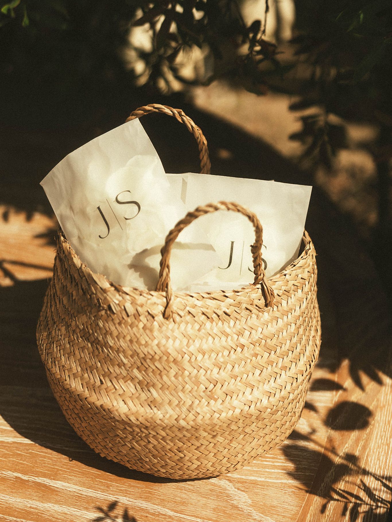 2023-09/los-angeles-hummingbird-nest-ranch-wedding-modern-documentary-california-hannah-rosser-photography-82.jpg
