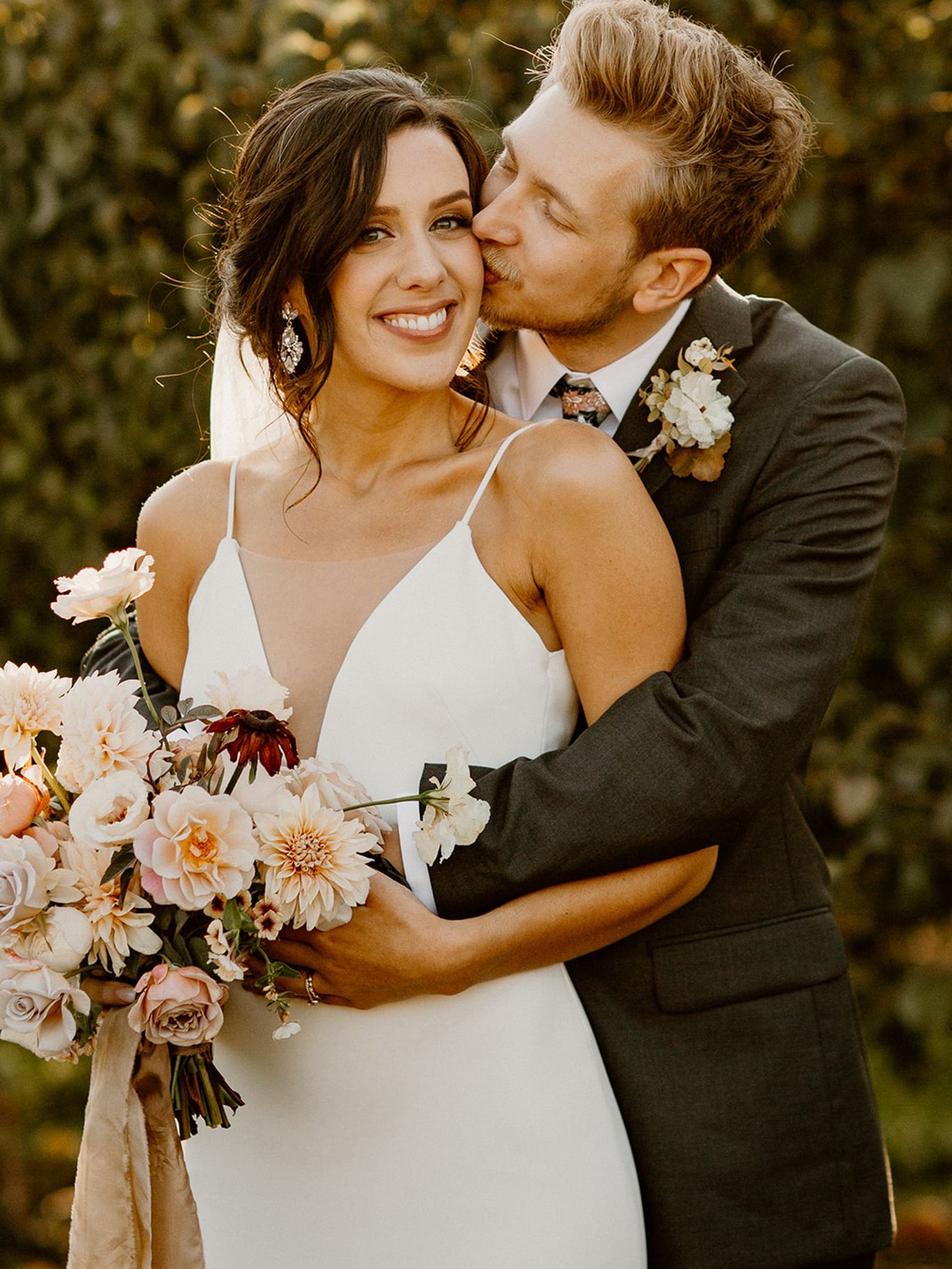 2023-10/ginapaulson_ashleyrob_wedding-588.jpg
