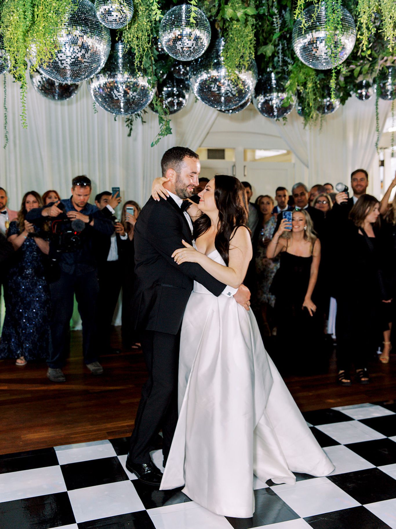 2023-12/aj_wedding_12_038_websize.jpg