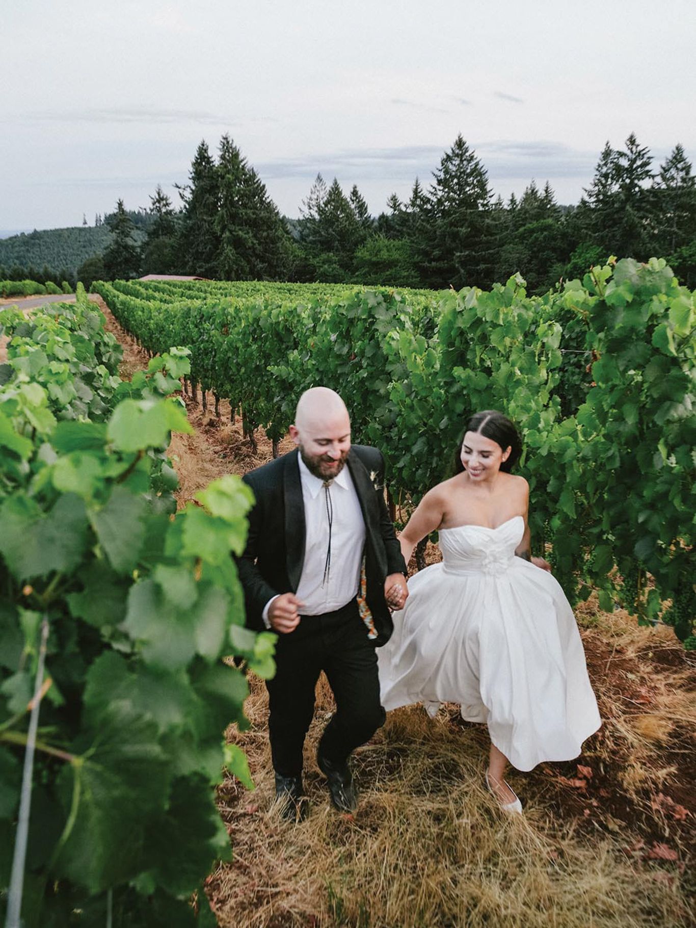 2024-01/black-walnut-vineyard-wedding-andrea-jon875.jpg
