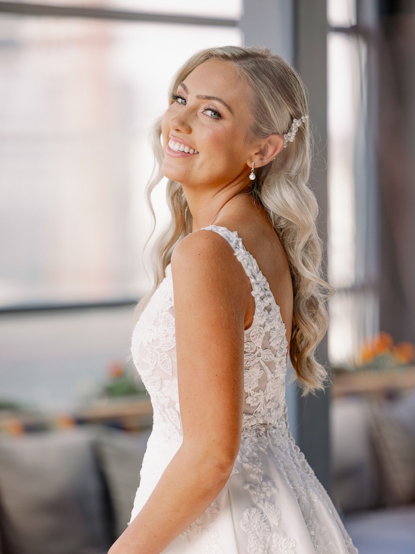 2024-04/MilwaukeeWeddingPhotographer_C.Mae-1620.jpg