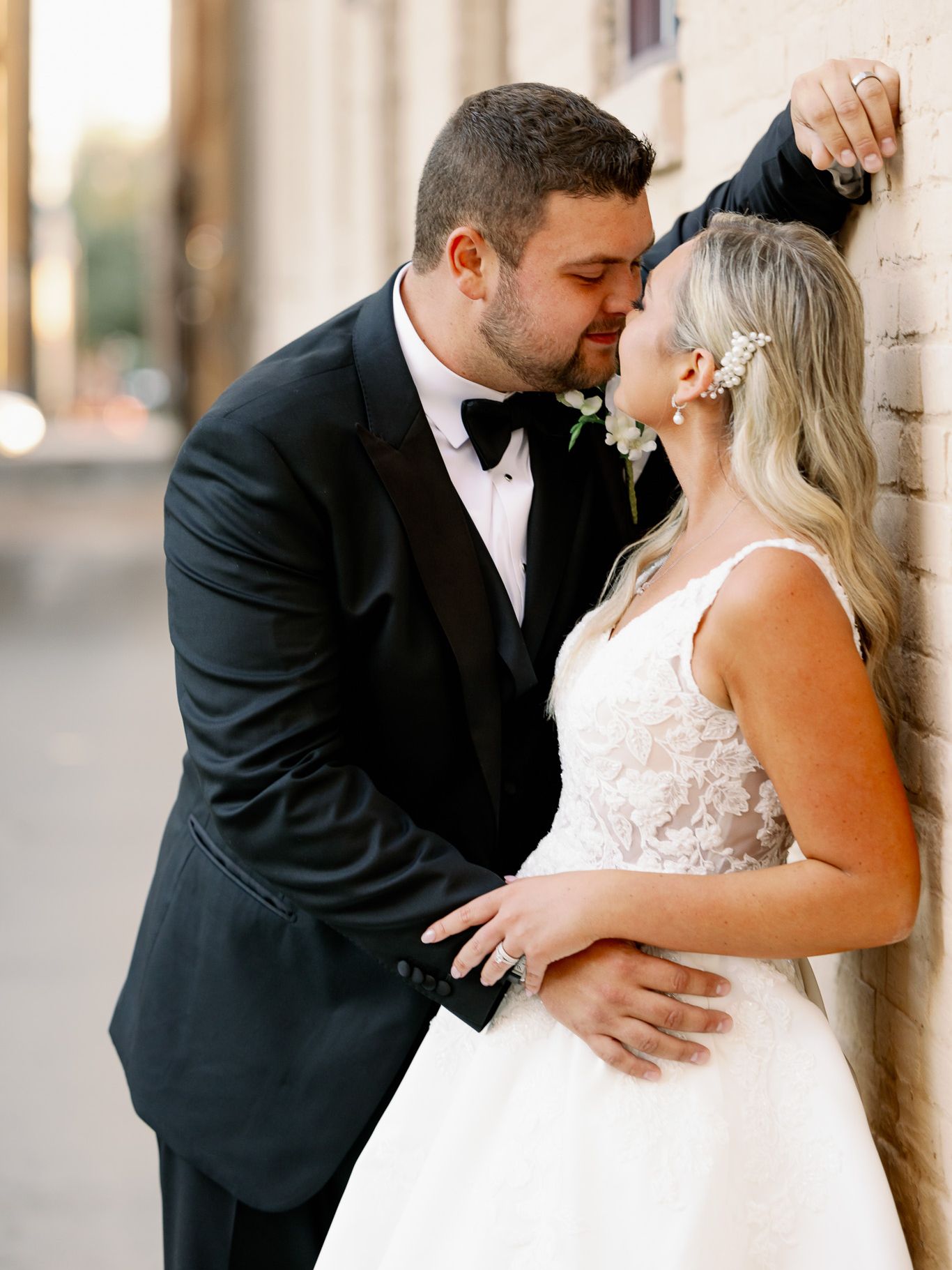 2024-04/MilwaukeeWeddingPhotographer_C.Mae-2659.jpg