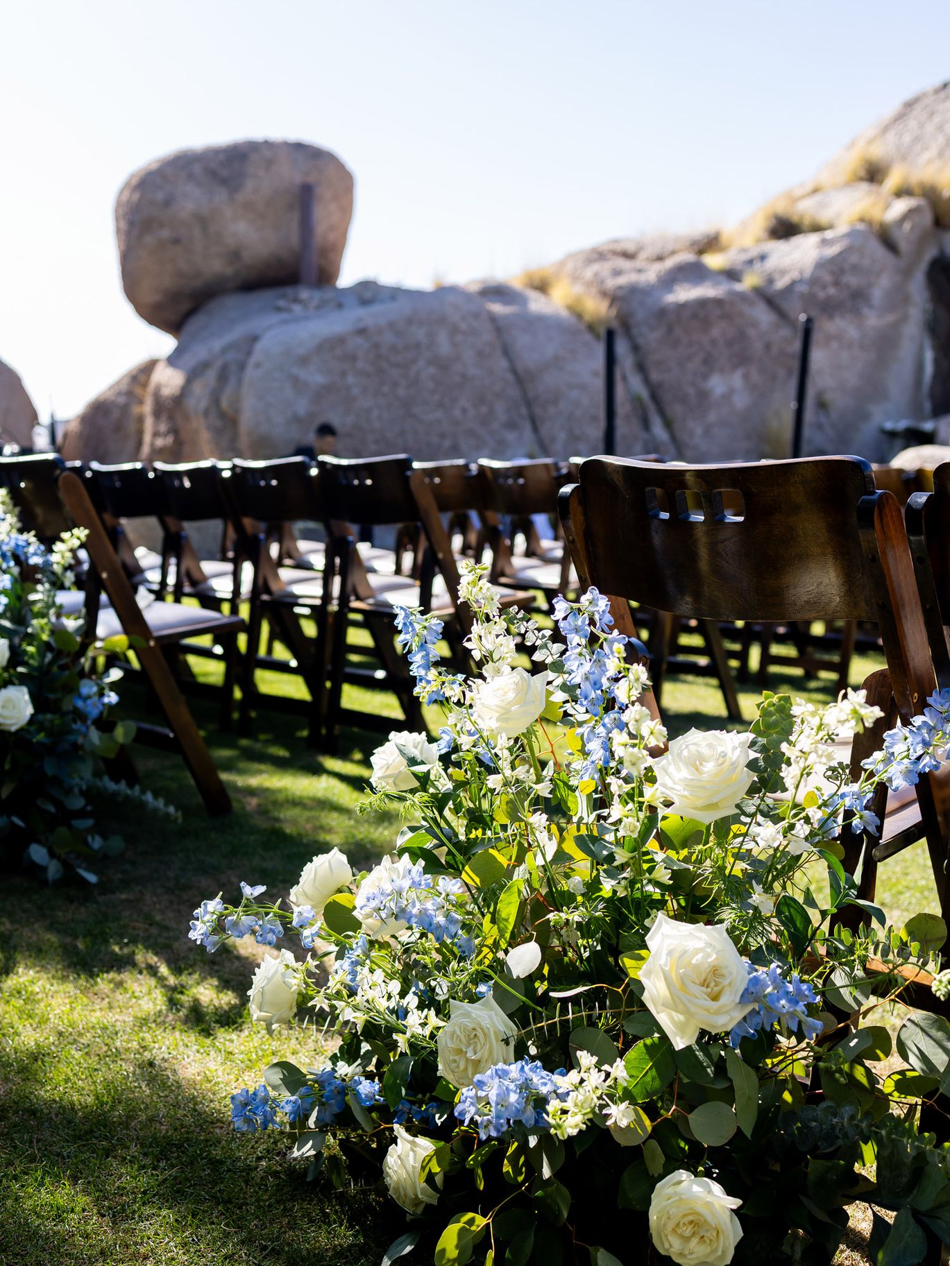 Kloos Wedding, AZB, Ceremony Aisle Florals
