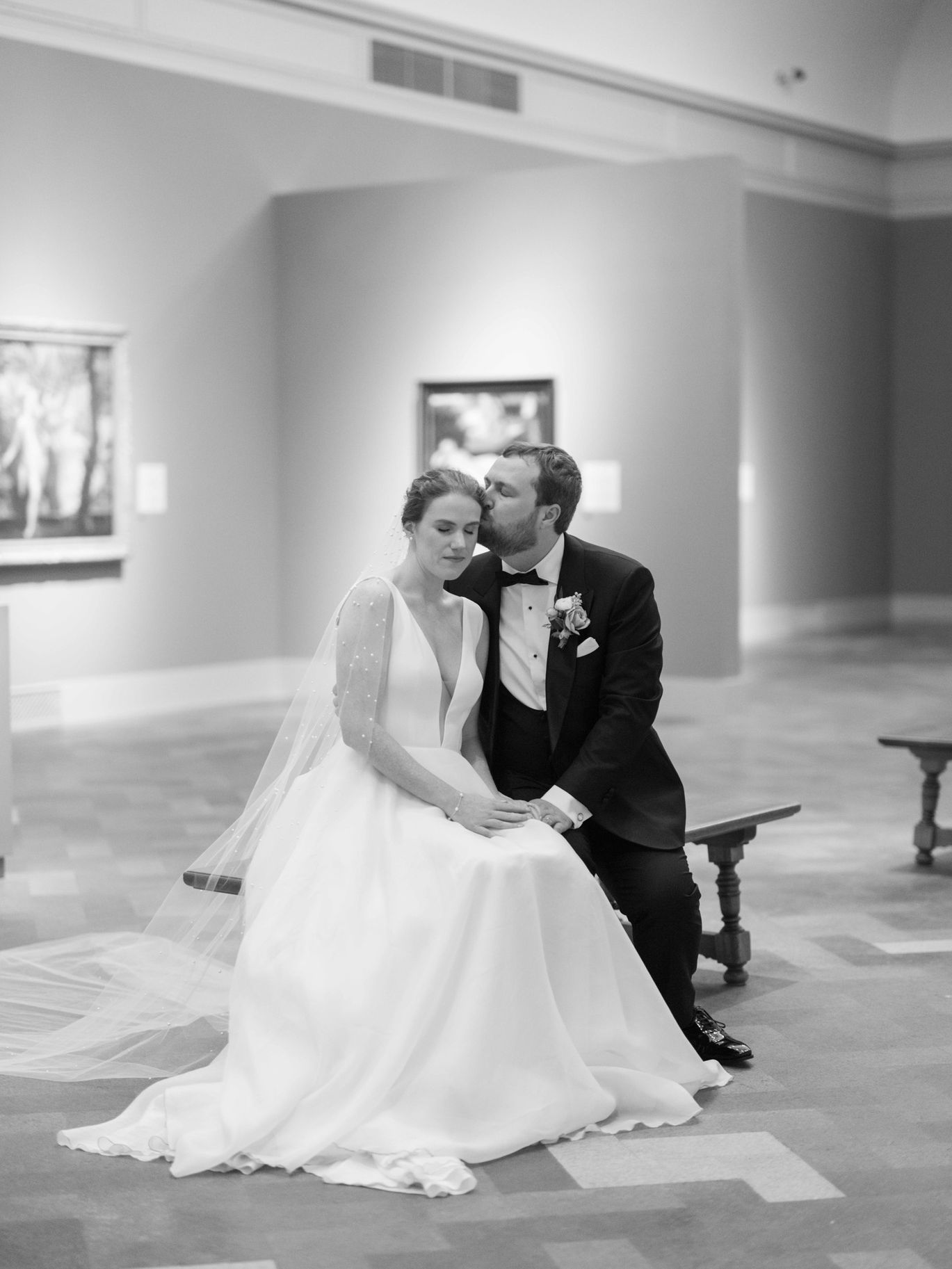 2023-09/San_Diego_Museum_of_Art_Wedding_30.jpg
