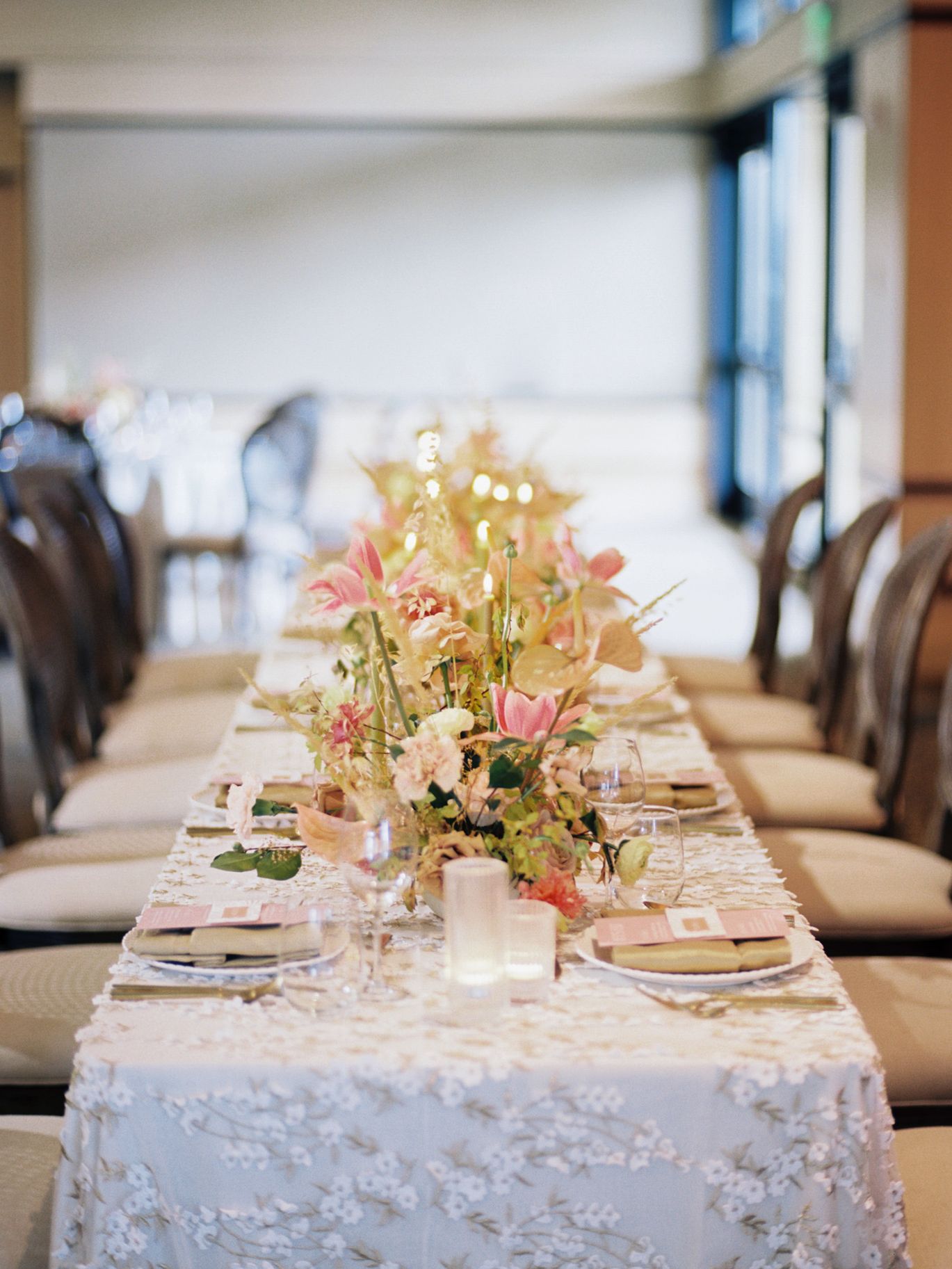 2023-09/Portland-Wedding-Photographer-The-Allison-Inn31.jpg