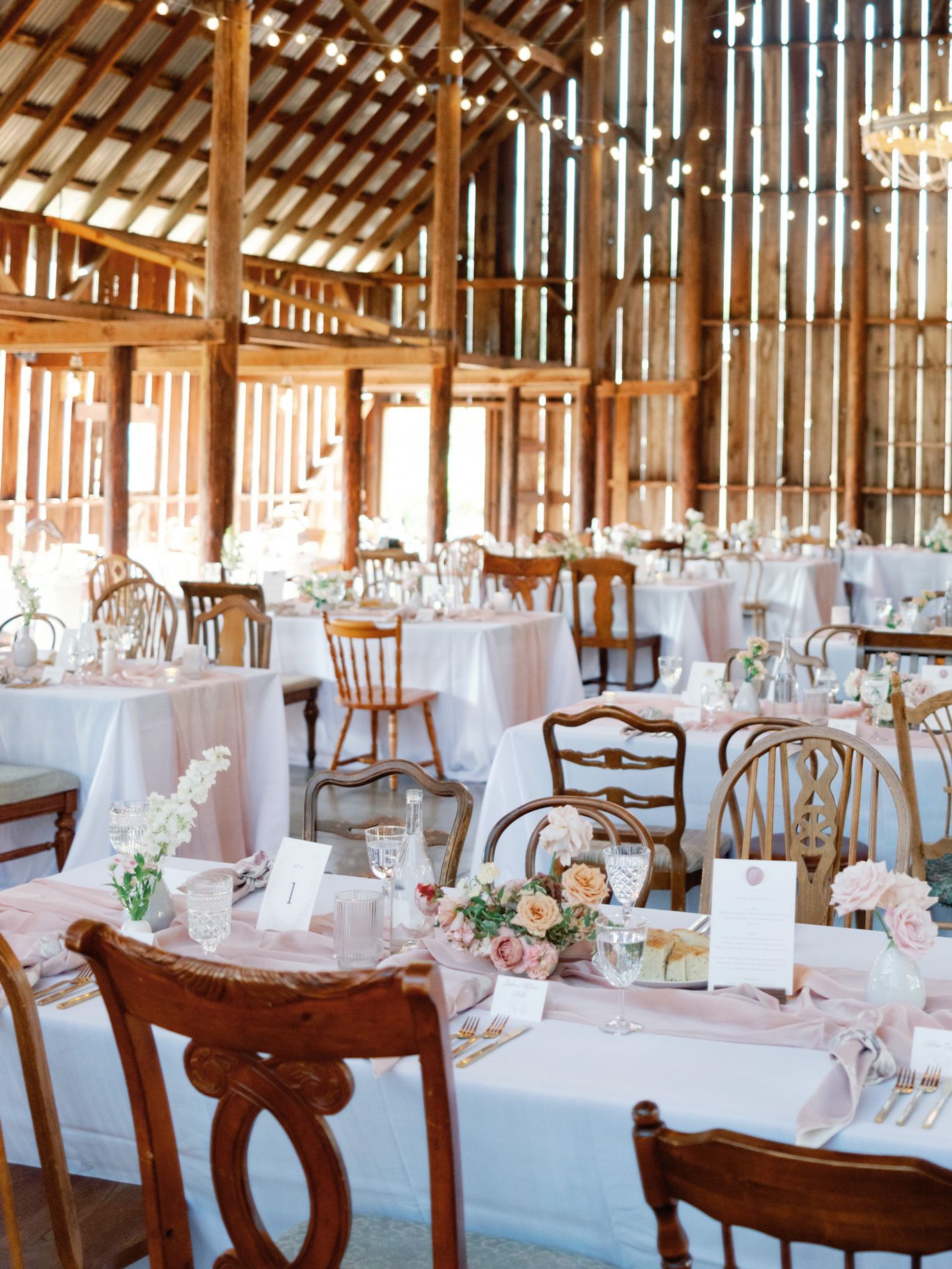 2023-10/Carlos-Hernandez-Photography-Jane-George-Wedding-White-Salmon-Washington-0593-2.jpg