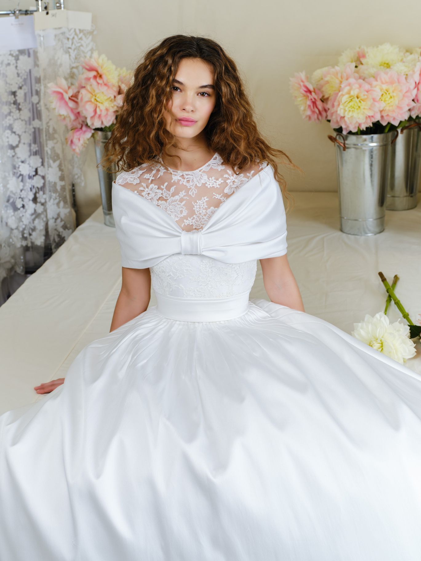2023-10/LOOK 1.jpg