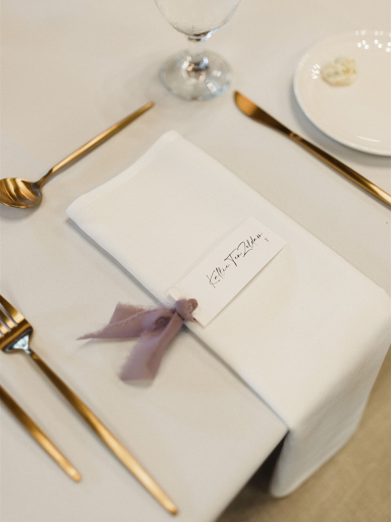 2024-05/Alison+Brian-392.jpg