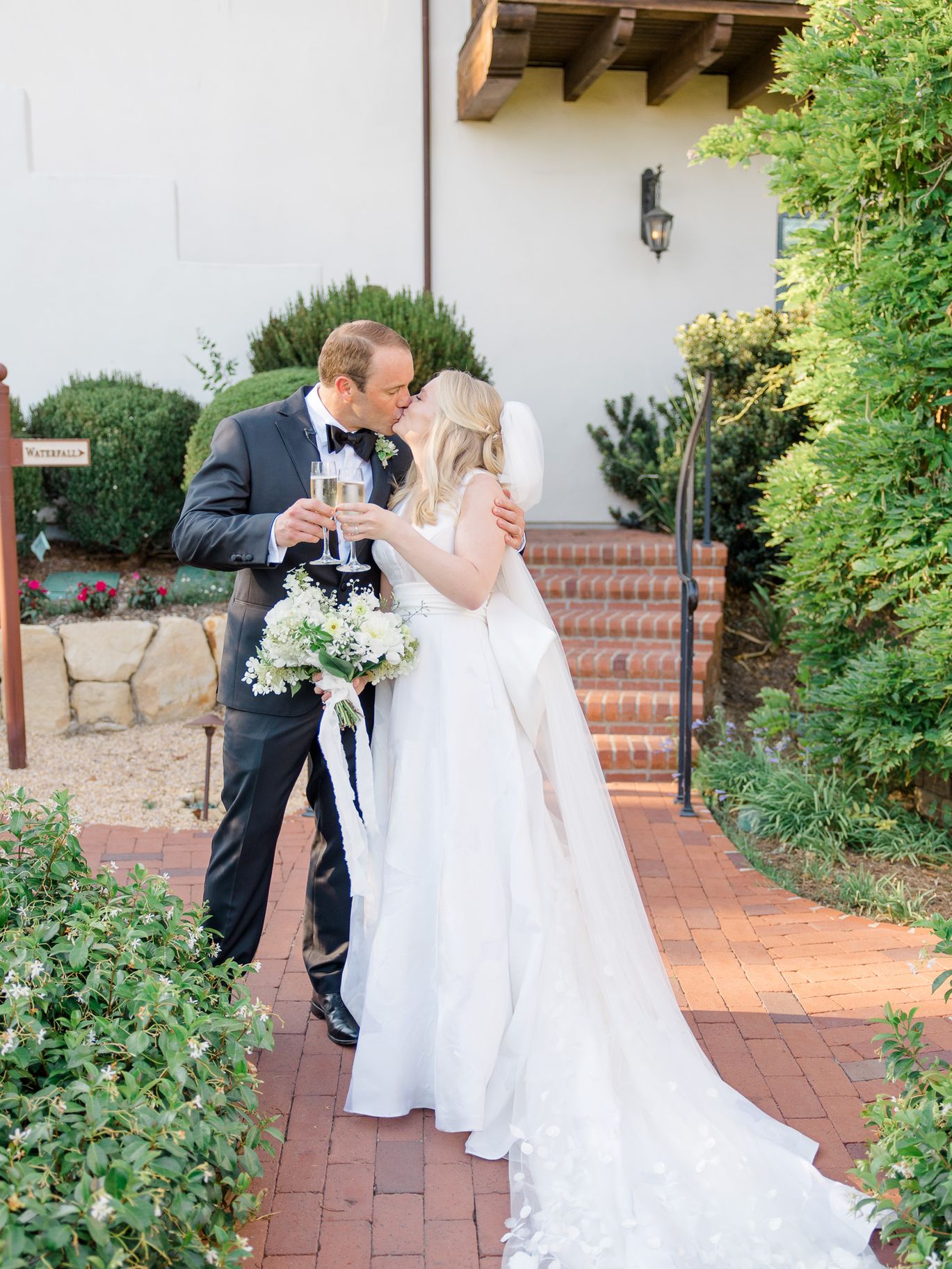 2024-05/kathryn-hunter-wedding-406.jpg