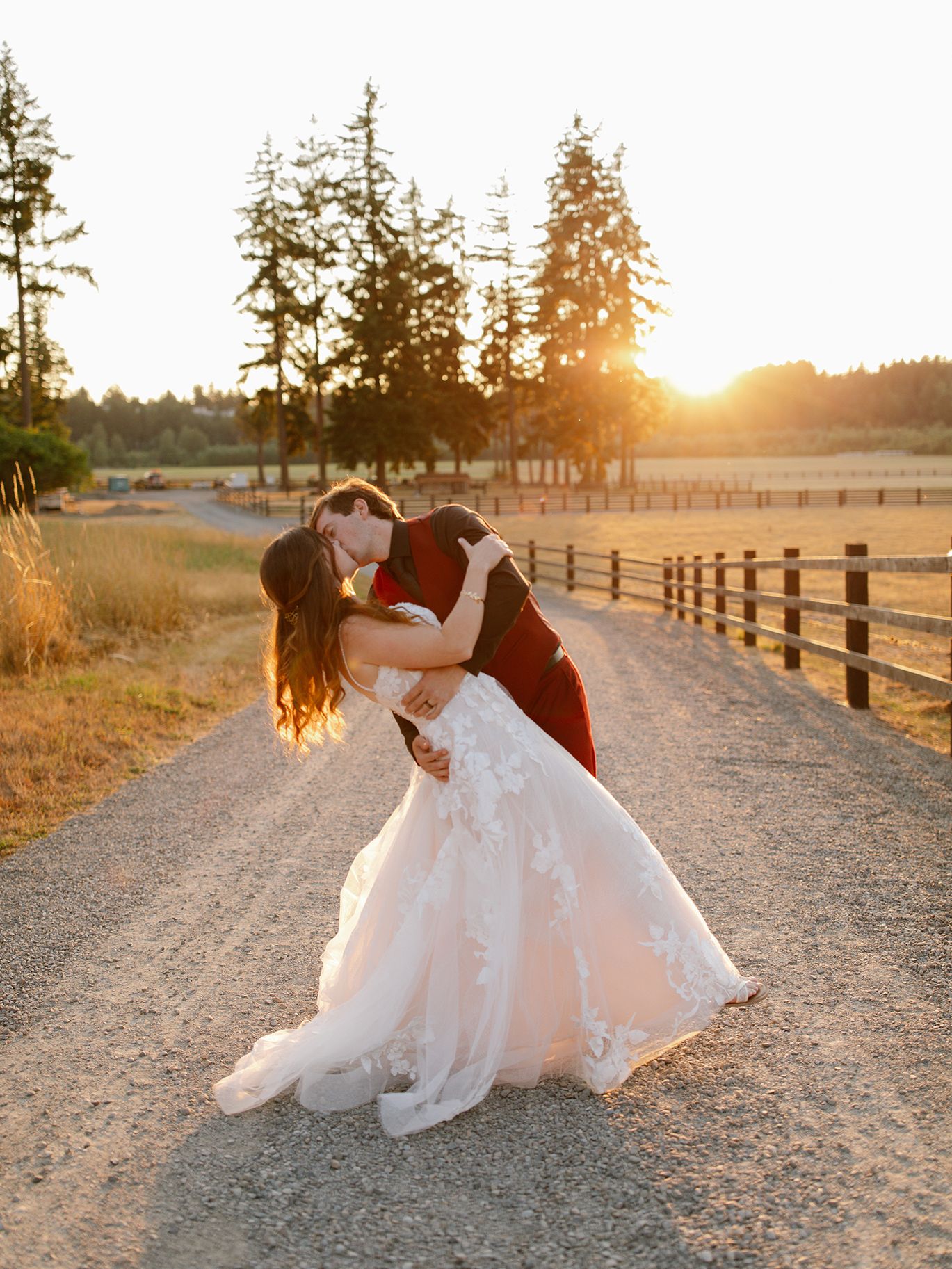 2024-07/rs_Claire & Carson - Alicia Sessler - 062.png