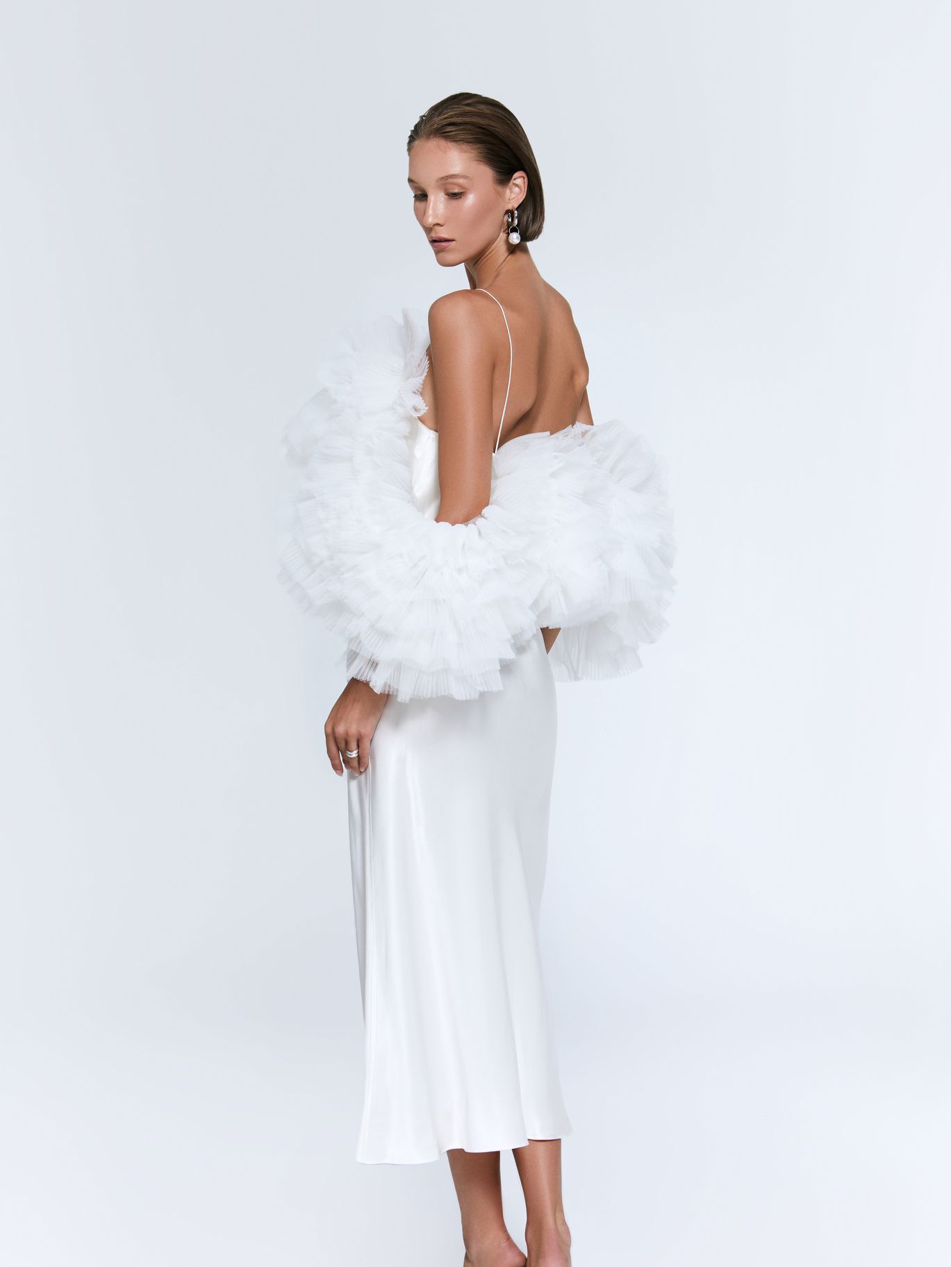 2024-09/Edith Midi Dress.jpg