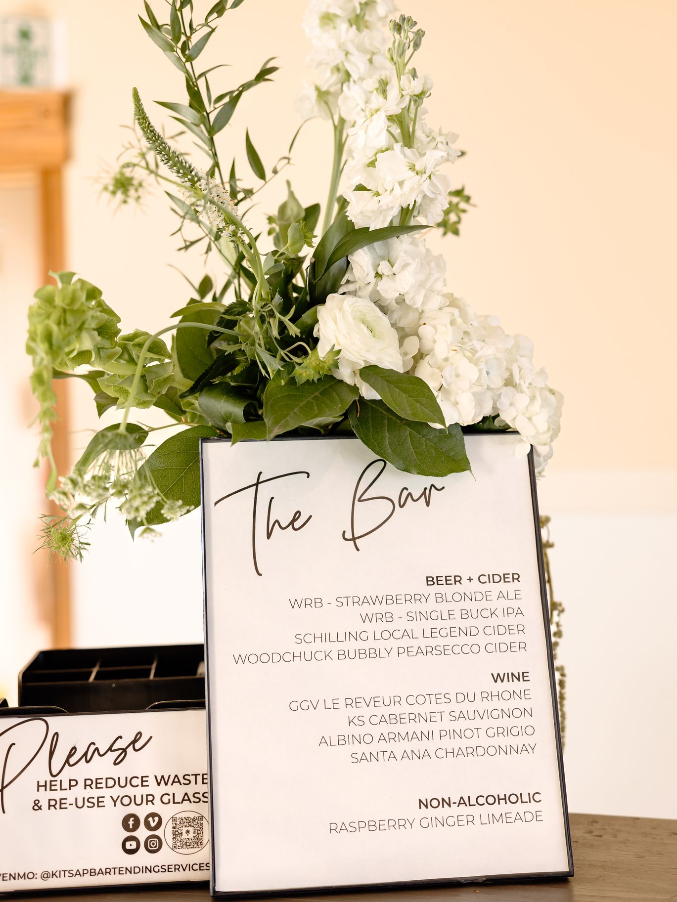 2024-11/Poppy Photography - Casey & Andrew-5.jpg