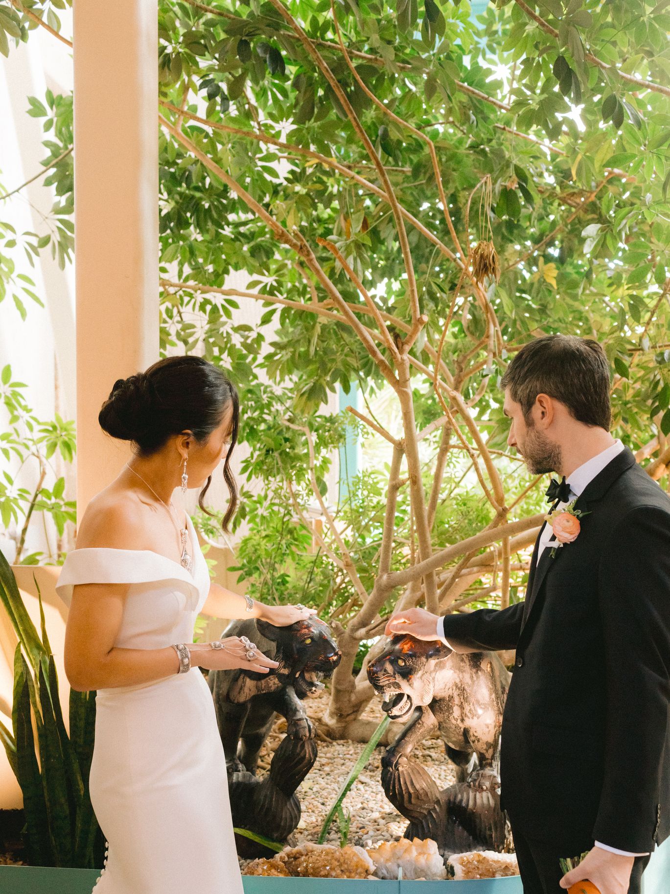 2024-12/Aliya & Ethan - Mandee Johnson Photography - 049.jpg