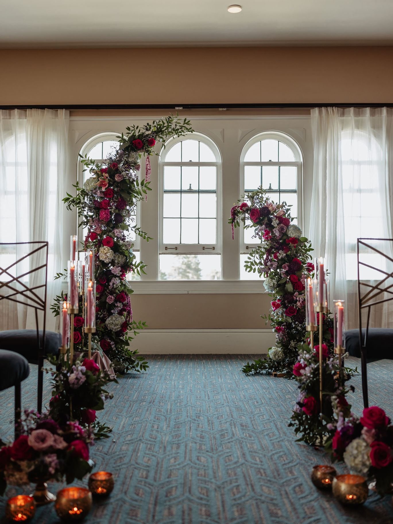 2025-01/the-muse-whiskey-bar-wedding-101.jpg