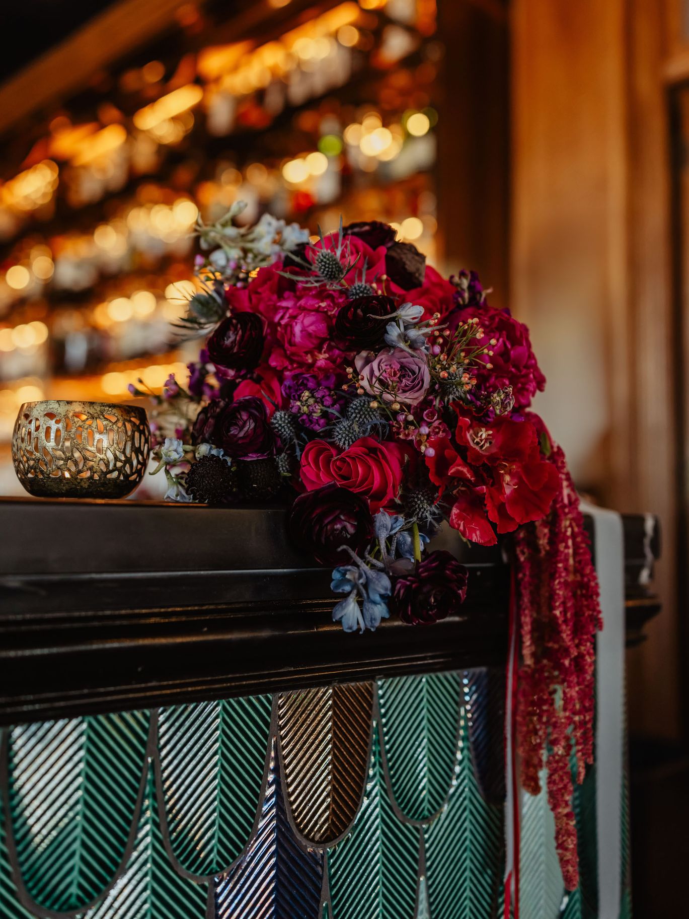 2025-01/the-muse-whiskey-bar-wedding-412.jpg