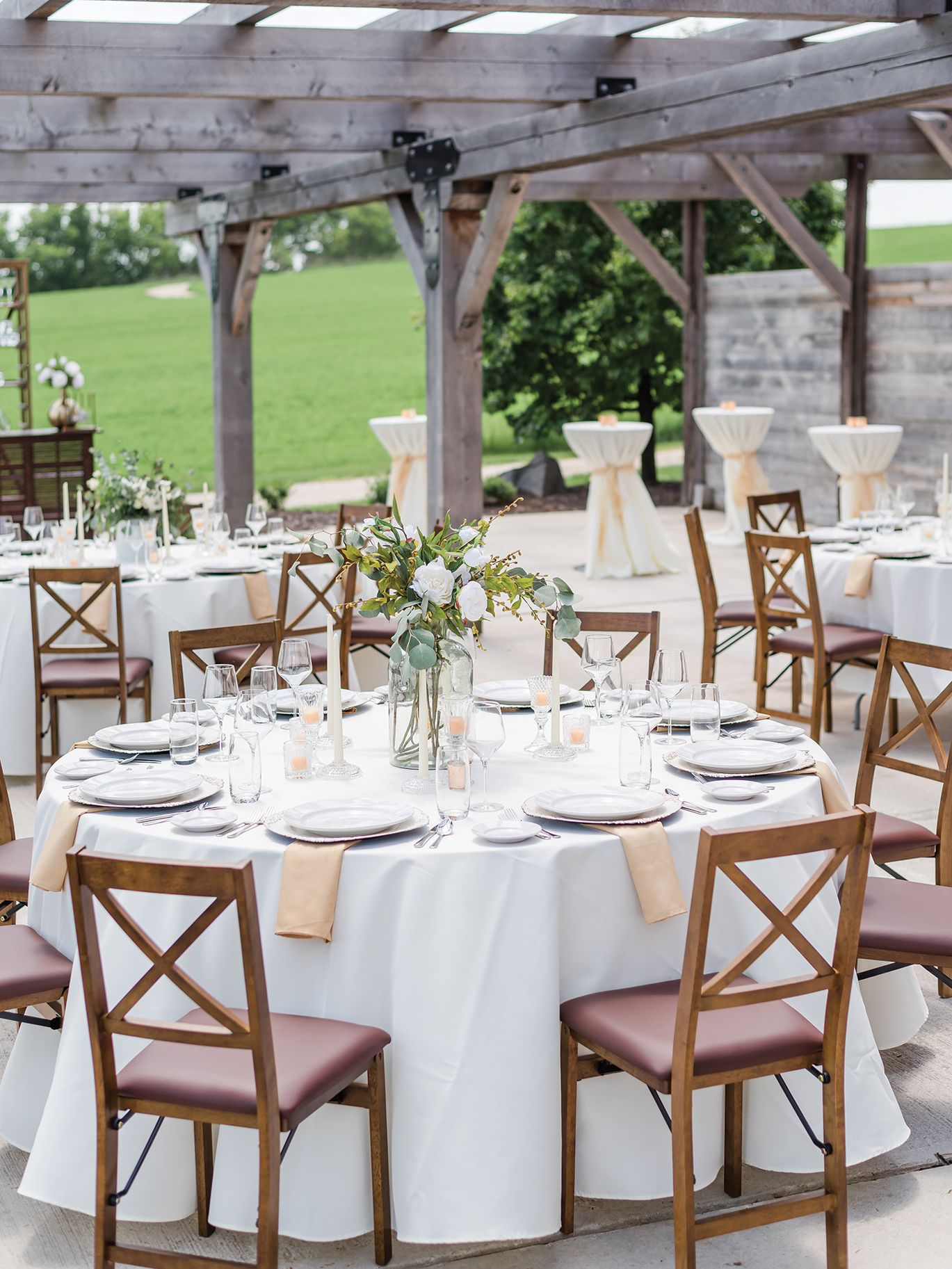 2025-01/Pergola Seated Dinner.jpg