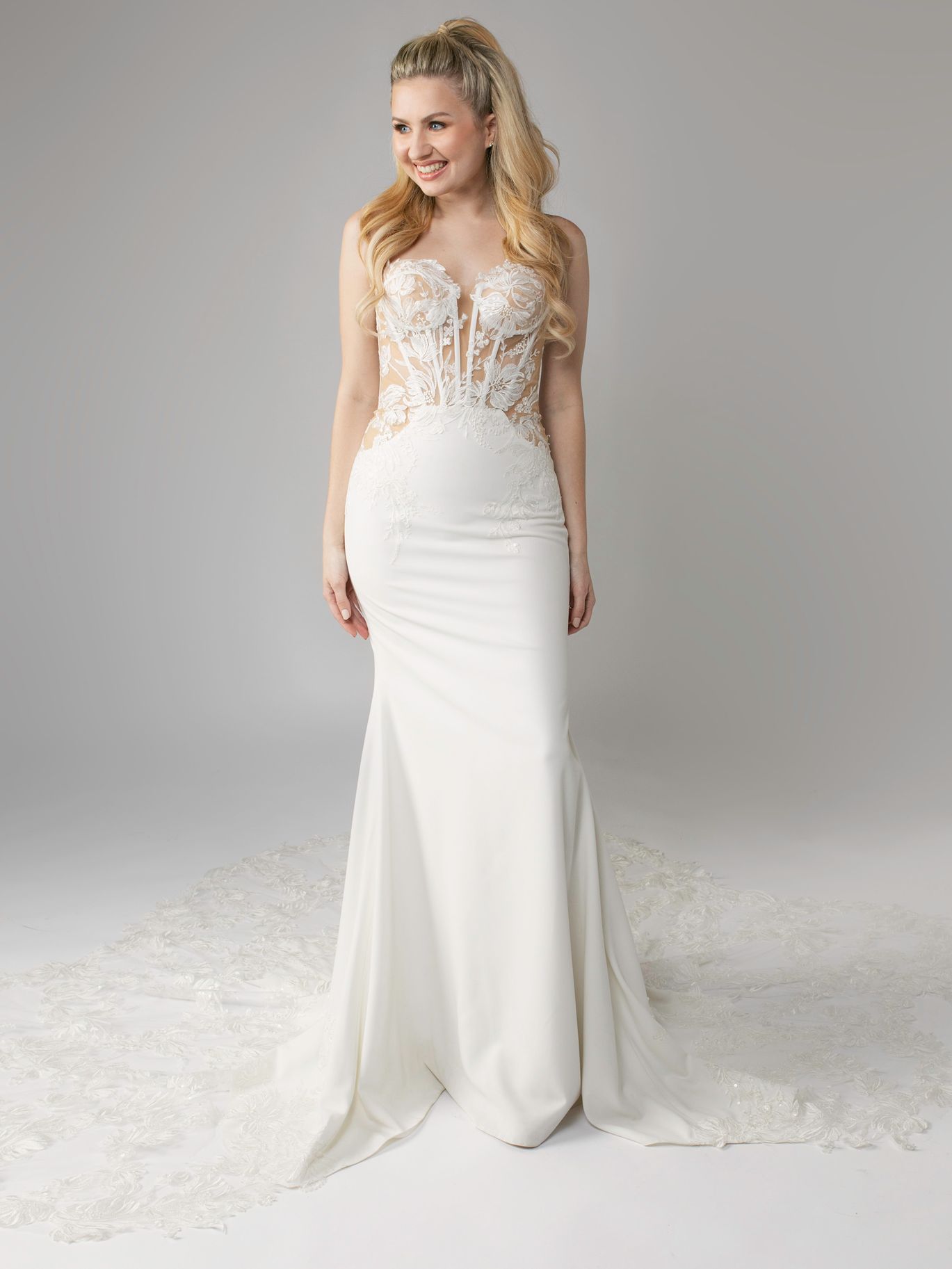 2025-01/Grace + Ivory 2.jpg