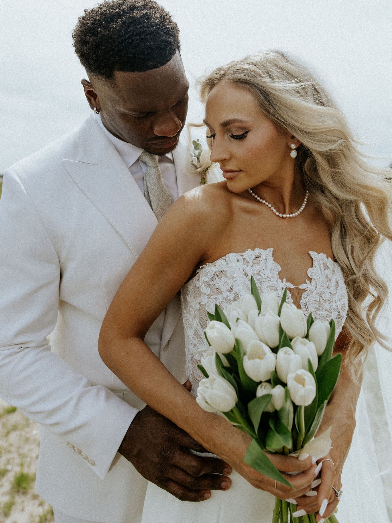 2025-02/Mo+MadisonBarry-AViewWestShoresWedding-WaterlooNebraskaPhotographer-88.jpg
