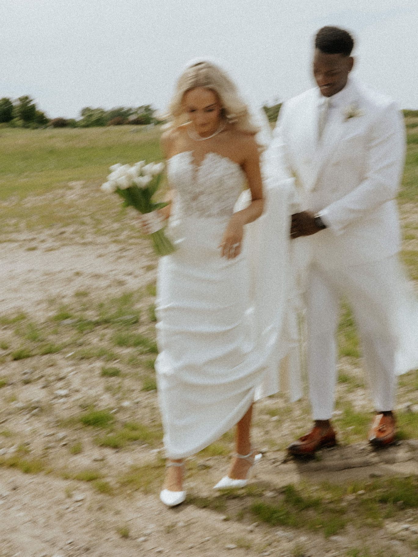 2025-02/Mo+MadisonBarry-AViewWestShoresWedding-WaterlooNebraskaPhotographer-99.jpg