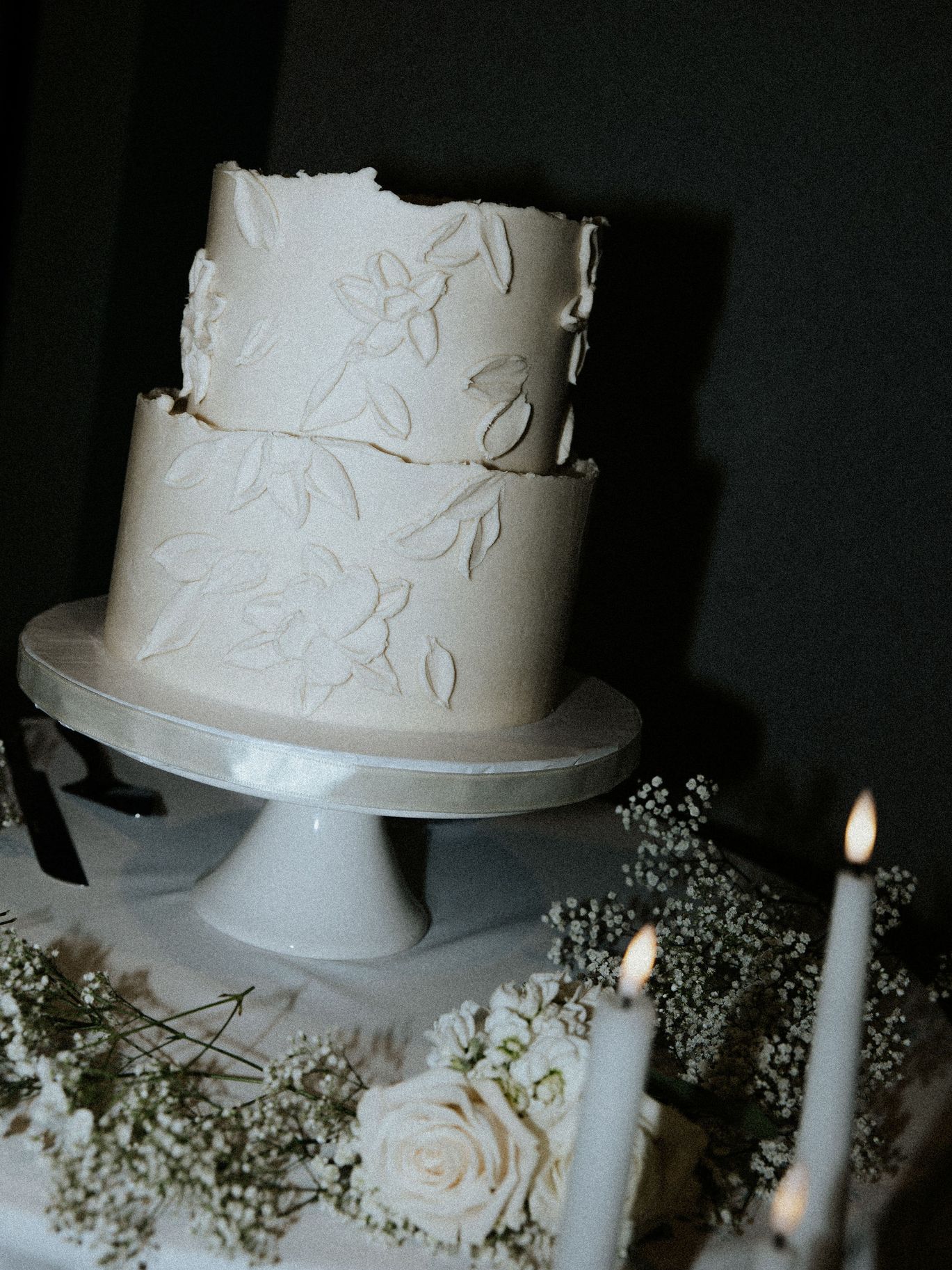 2025-02/Mo+MadisonBarry-AViewWestShoresWedding-WaterlooNebraskaPhotographer-290.jpg