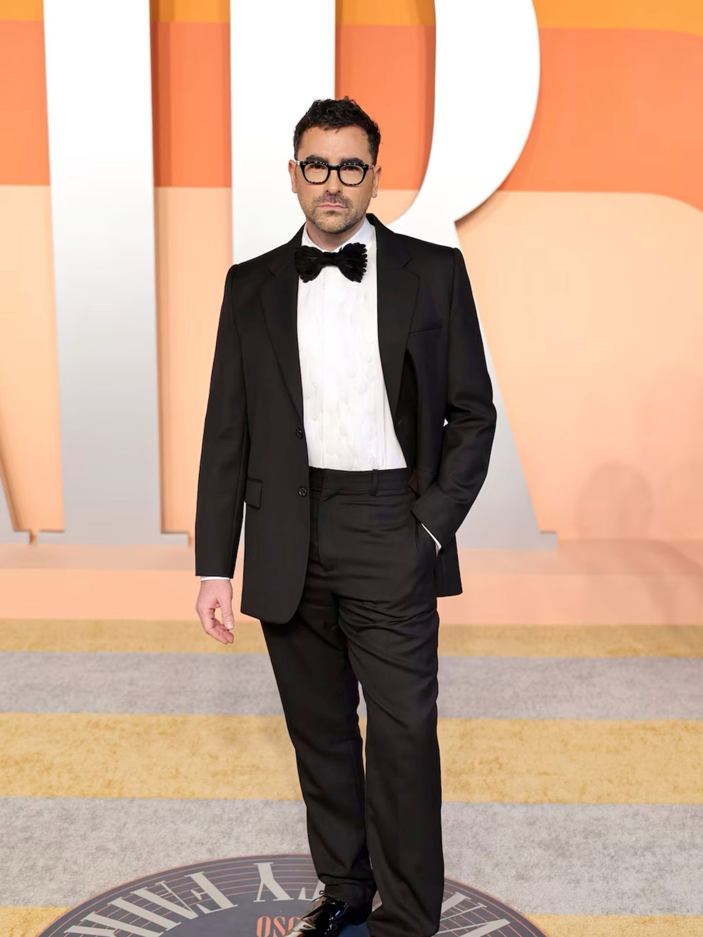 2025-03/_Oscars2025_DanLevy_Designer-Loewe_Photos-Neilson Barnard_Getty.jpg