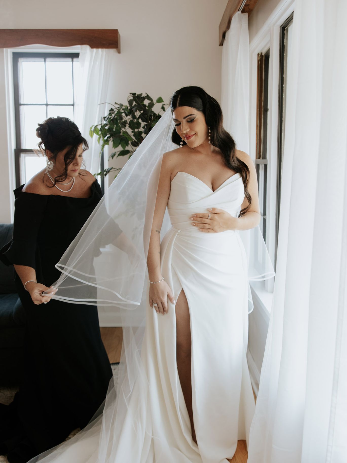 2025-03/ModernWeddingattheLiederkranzandBoulderFlatts-Janzens-GrandIslandWeddingPhotographer-73.jpg