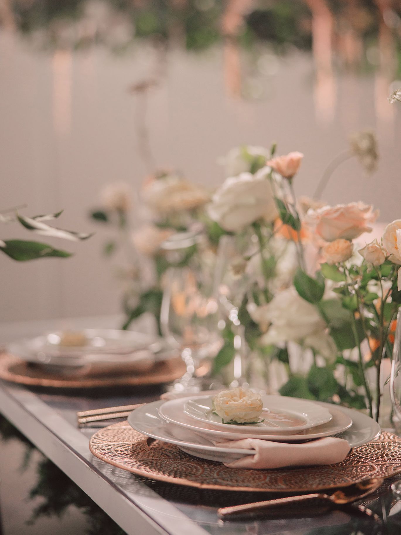 2025-05/FOB_WWDSS25_Florals129.jpg