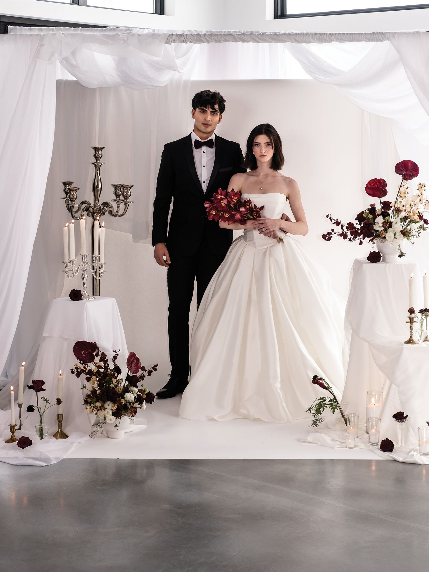 2025-06/JulieTrinhPhotographyNebraskaWeddingDayMagazineFW2025-5_0.jpg