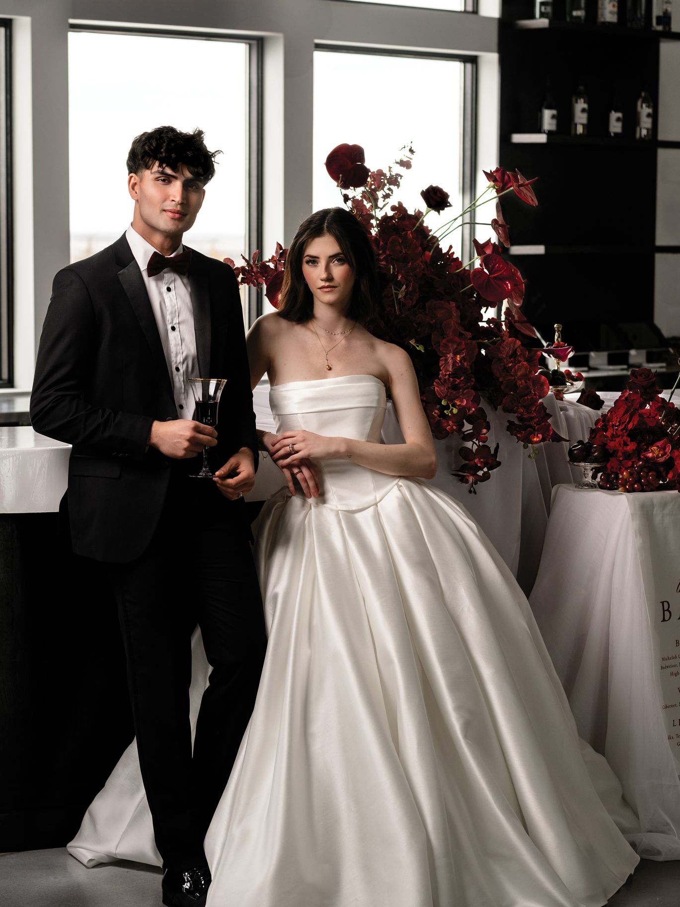 2025-06/JulieTrinhPhotographyNebraskaWeddingDayMagazineFW2025-7_0.jpg