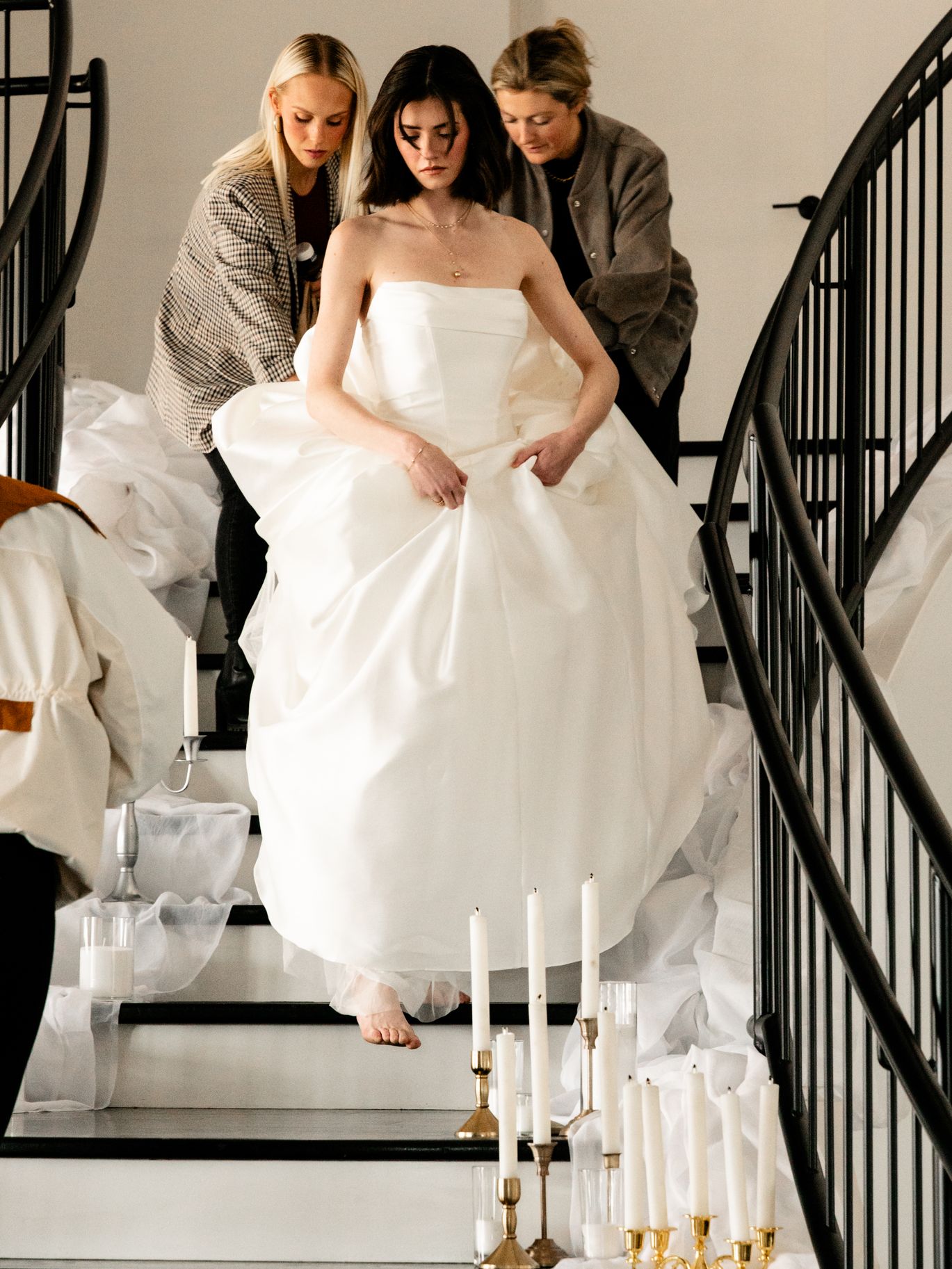 2025-06/JulieTrinhPhotographyNebraskaWeddingDayMagazineFWCover-29-6.jpg
