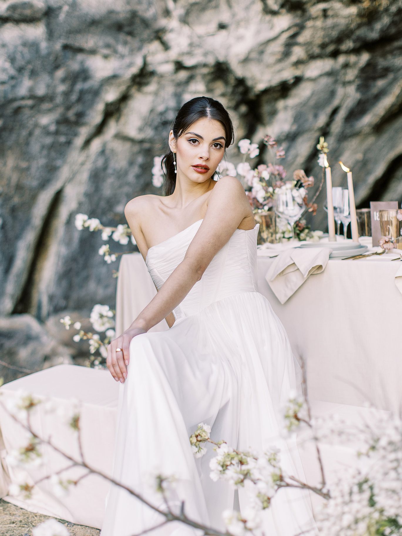 2025-06/JP-Simple-Joie-FALLWINTER-2025-Bride-two-29.jpg