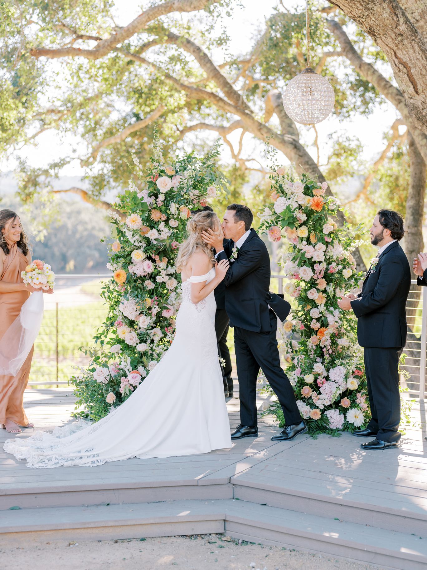 2025-08/Oak & Vine Vineyard Estate | Kristine & Matt's Wedding | Wedding | Derek Preciado Photography-268.jpg