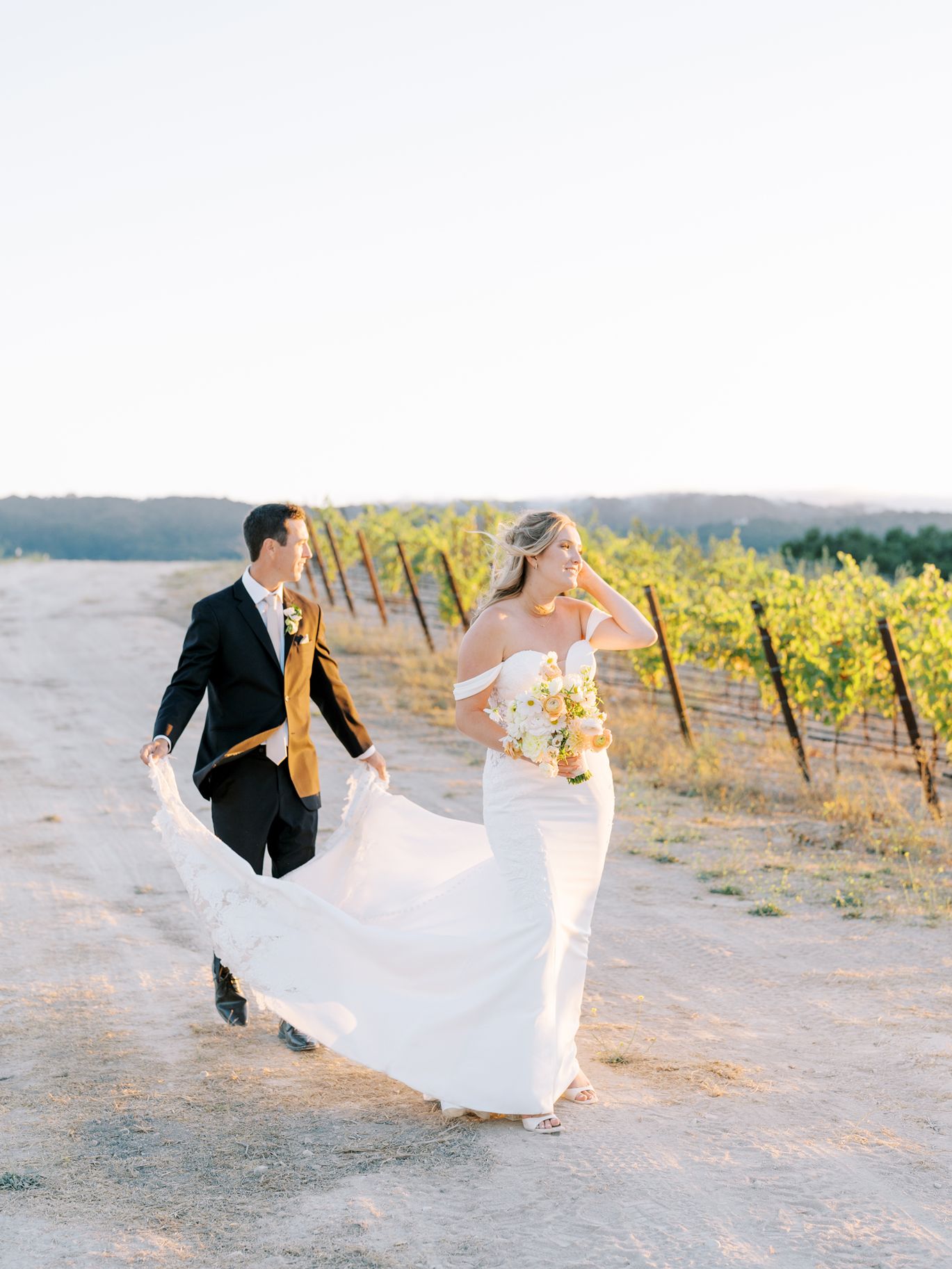 2025-08/Oak & Vine Vineyard Estate | Kristine & Matt's Wedding | Wedding | Derek Preciado Photography-434.jpg