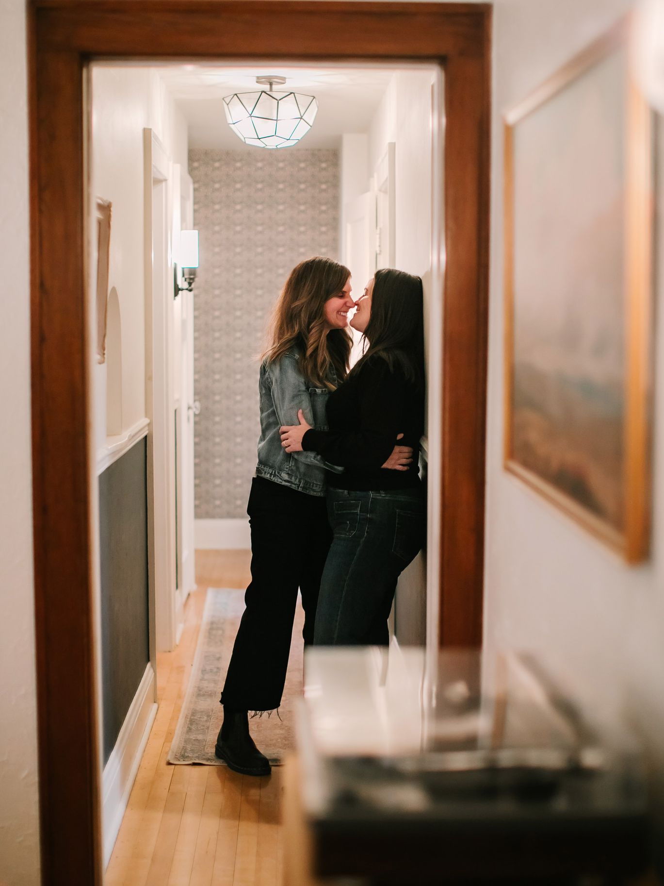 2025-08/Milwaukee In-Home Lifestyle Session Photographers - O & B Photo Co -15.jpg