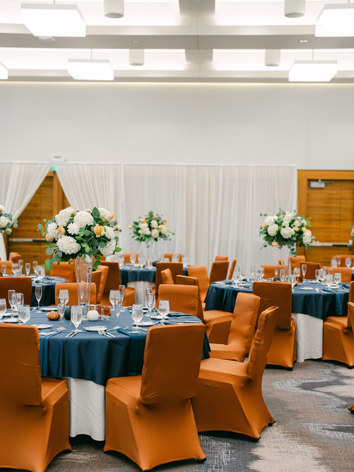 2025-09/Brittany&Dustin_Wedding-688.jpg