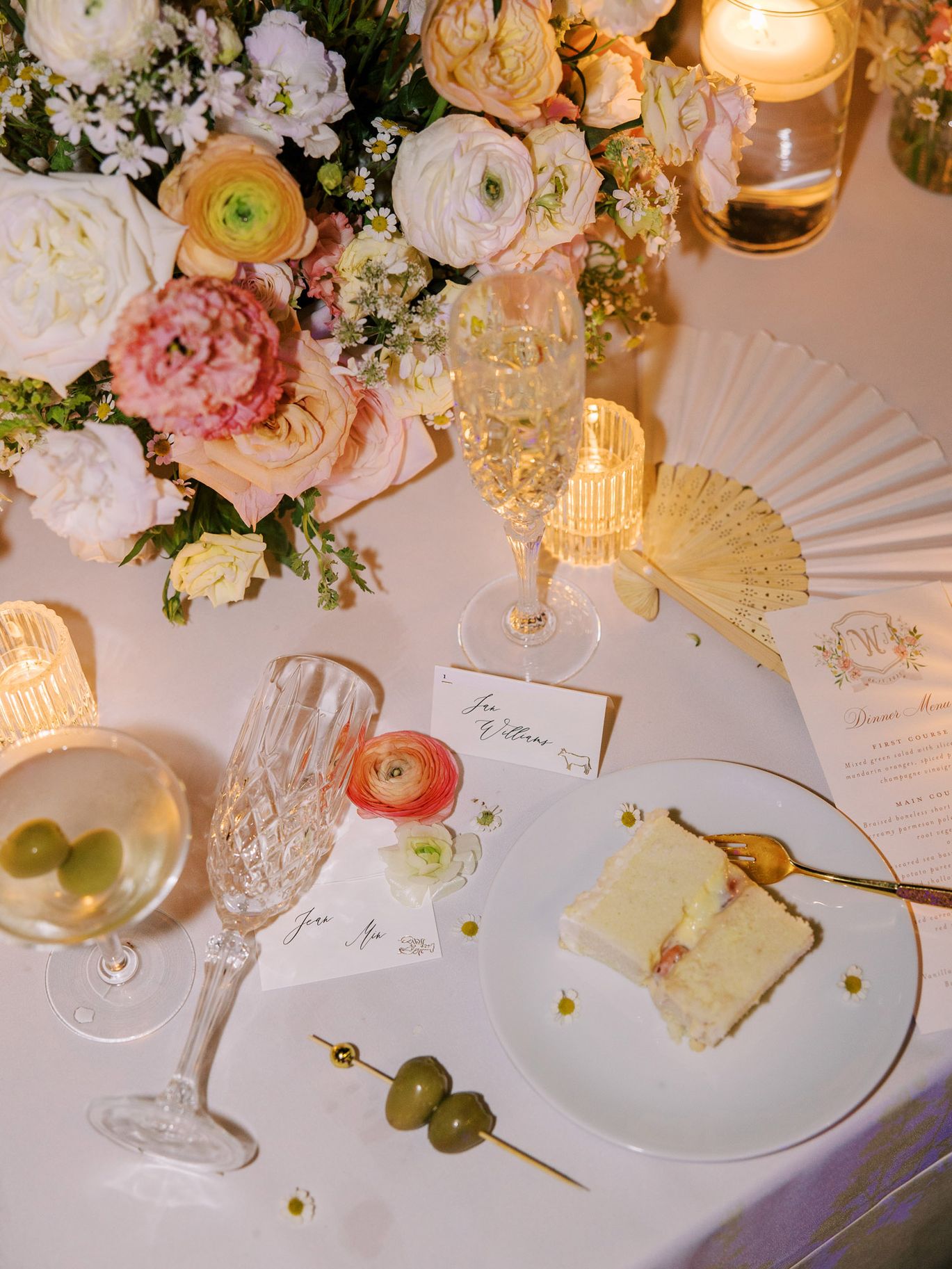 2025-10/Ian_Jean_Wedding_1911.jpg