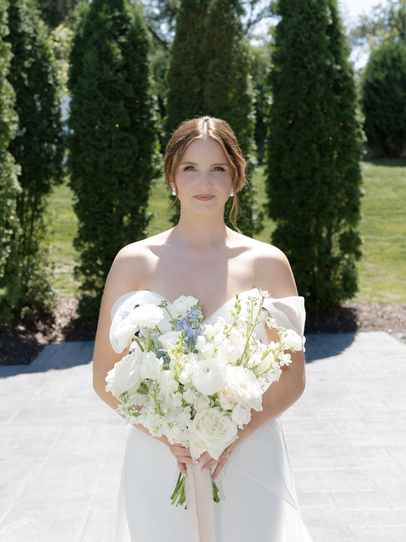 2025-12/loui_photography_hutton_house_summer_wedding_catie_campbell_minnesota-17.jpg
