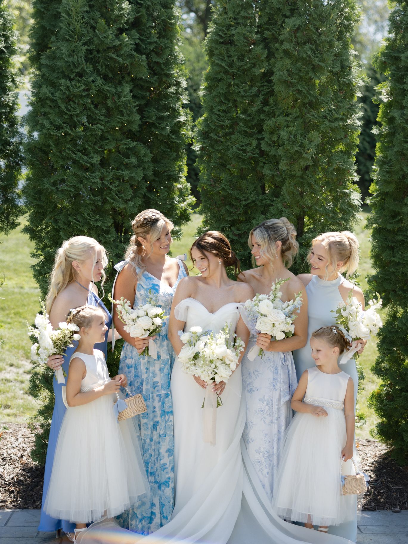 2025-12/loui_photography_hutton_house_summer_wedding_catie_campbell_minnesota-185.jpeg