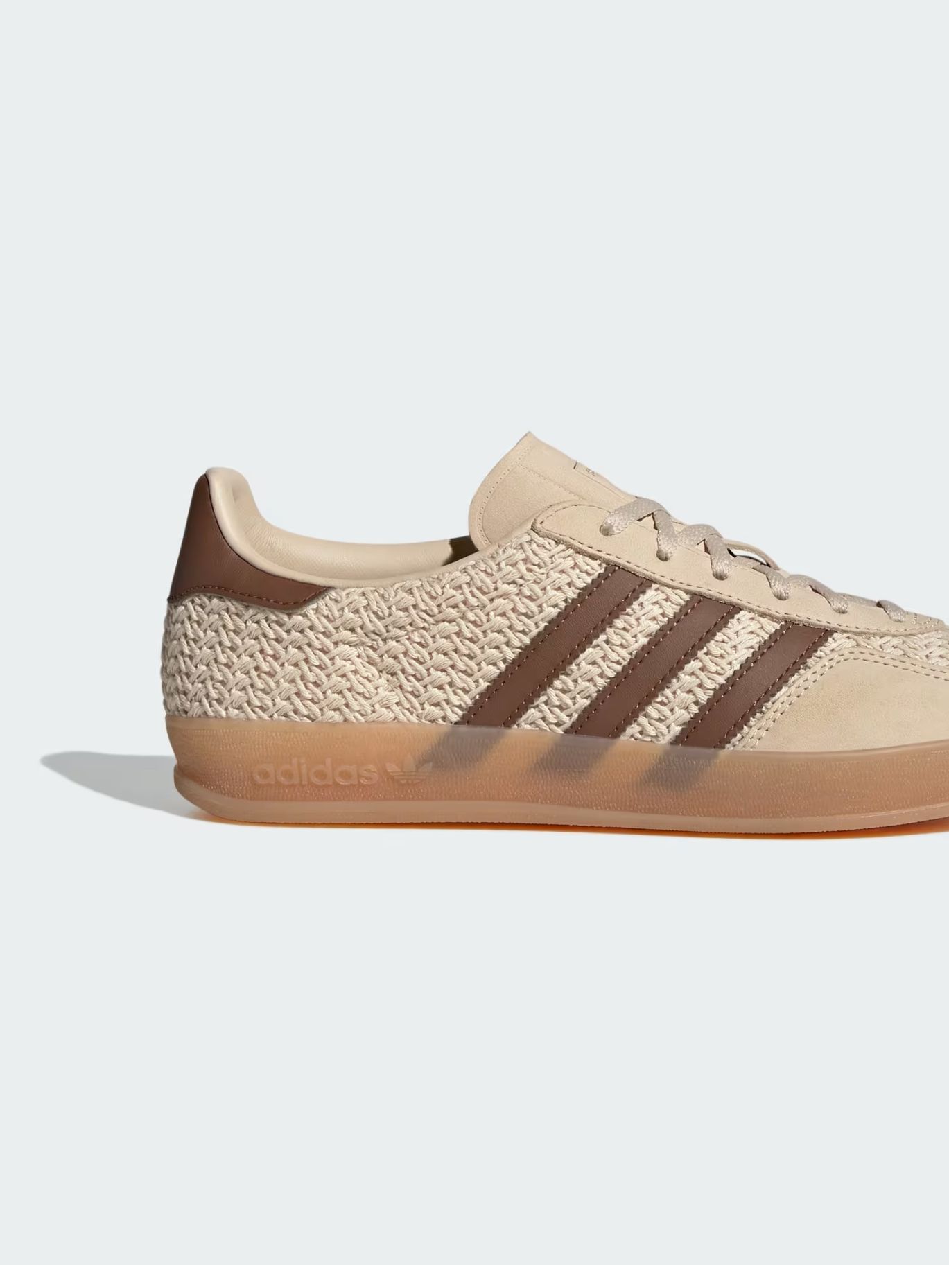 2026-02/Shoe.jpg