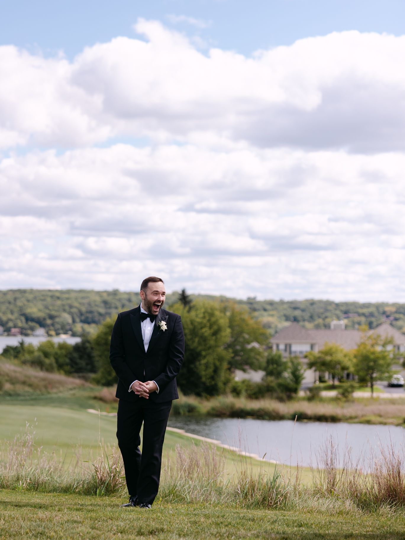 2026-04/lakegenevaweddingphotographygenevanational-2-5.jpg