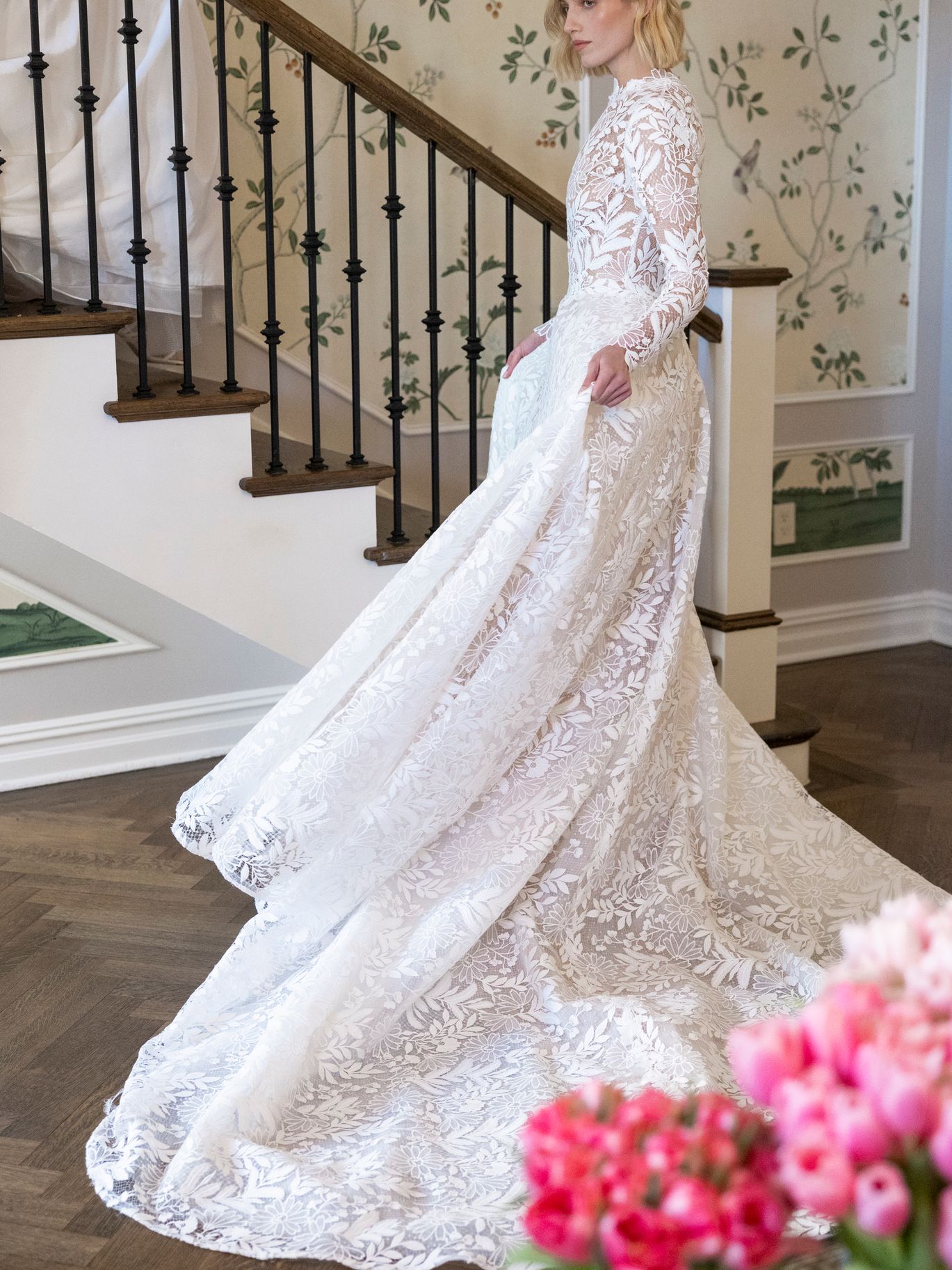2026-04/jaclyn-whyte-classic-bridal-gown-long-train.jpg