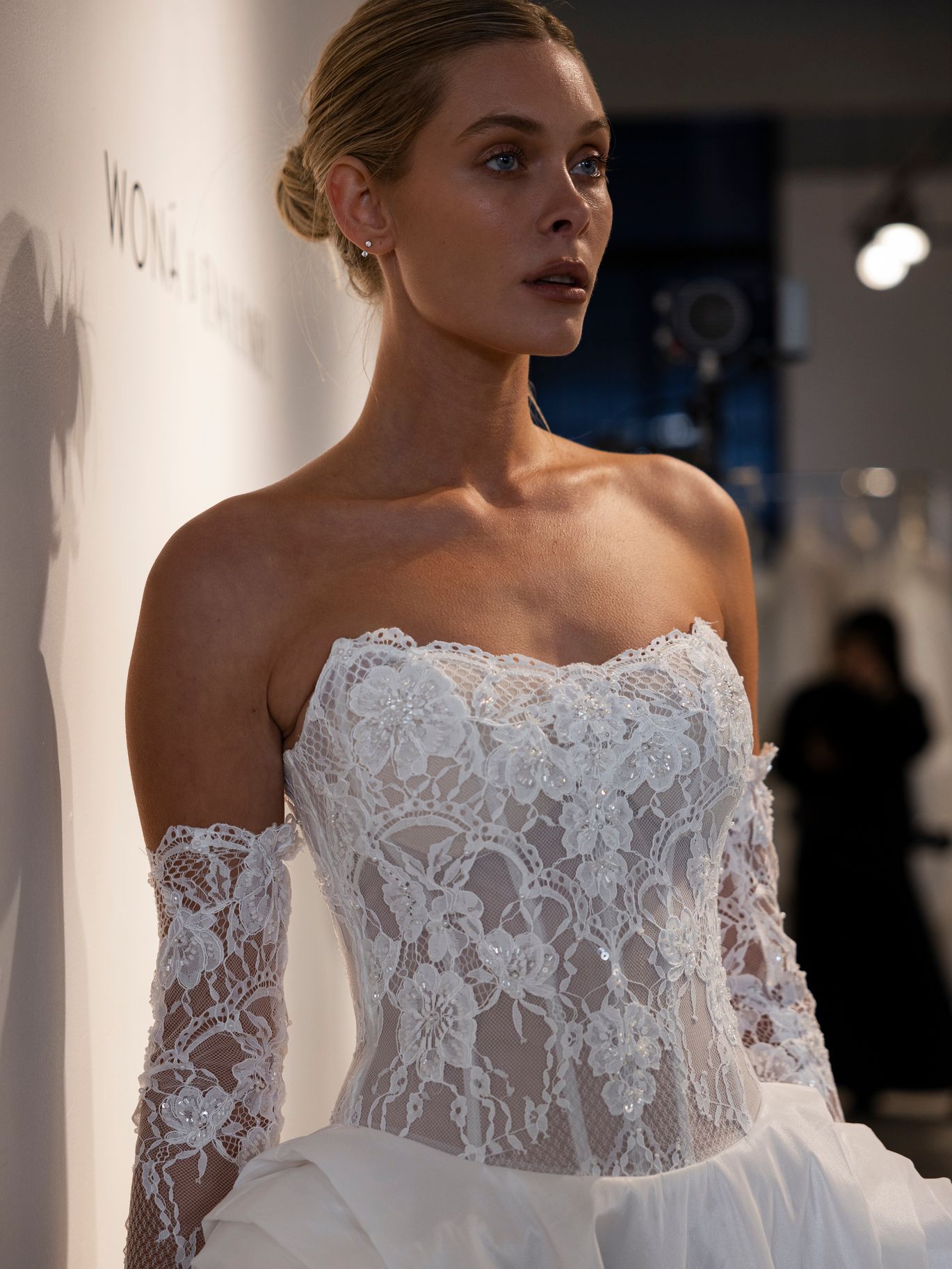 2026-04/eva-lendel-lace-sleeve-corset-wedding-dress.jpg