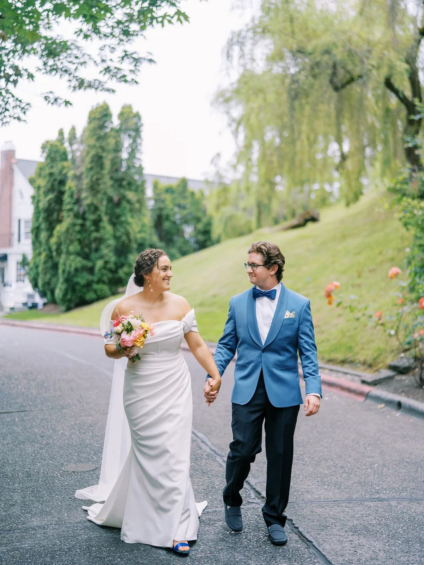 2026-04/021_Admirals+House+outdoor+Seattle+wedding+with+Valley+and+Co+colorful+Italian+style.jpg.jpg
