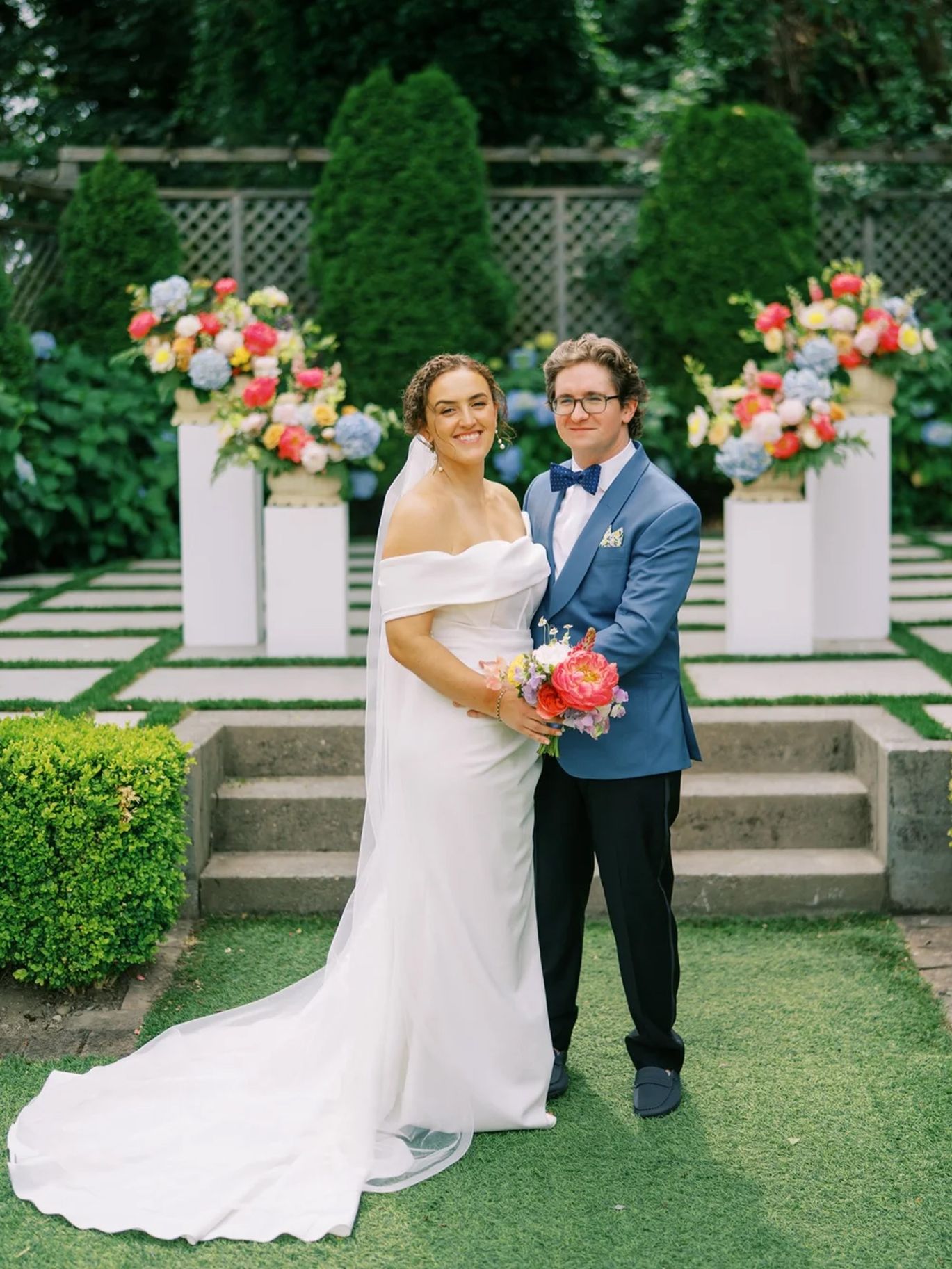 2026-04/037_Admirals+House+outdoor+Seattle+wedding+with+Valley+and+Co+colorful+Italian+style.jpg.jpg